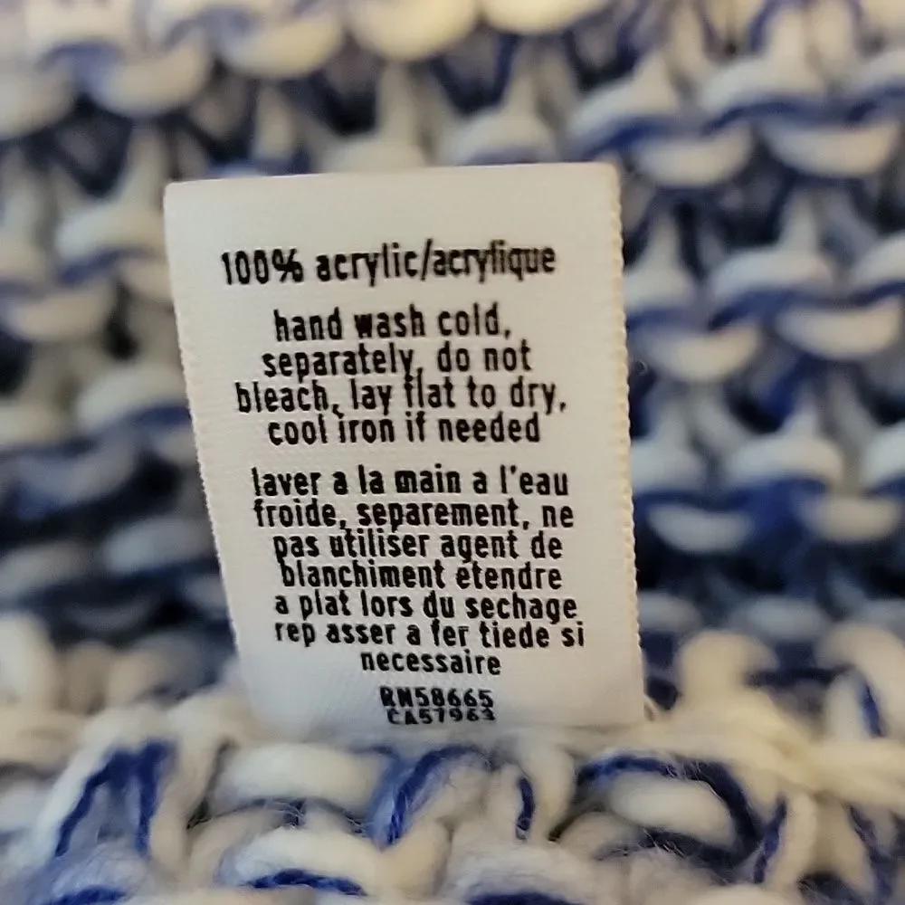 Scarf infinity by BP in a blue and white acrylic knit
